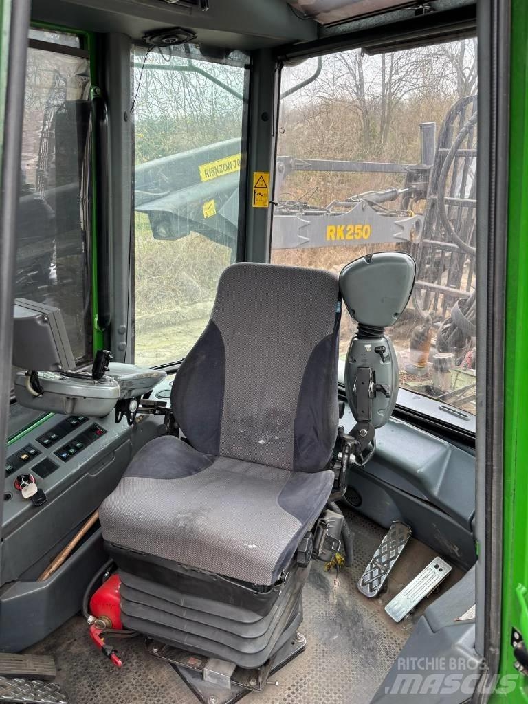 John Deere 1110 D Autocargadoras