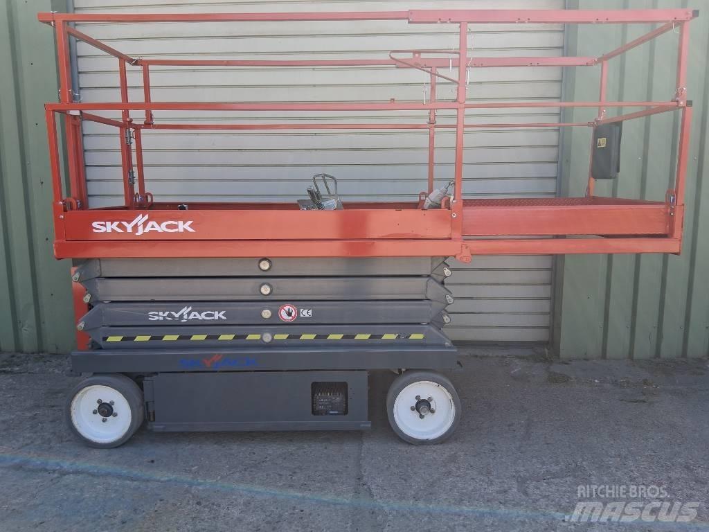 SkyJack SJ III 4626 Plataformas tijera
