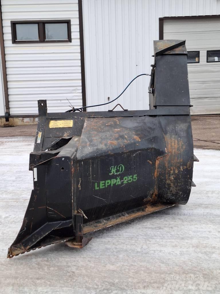 Leppä 250 HD Fresadoras quitanieves