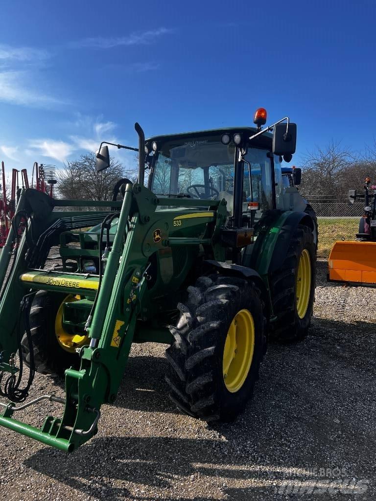 John Deere 5070 M Tractores