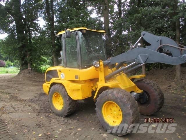 Volvo L 30 Cargadoras sobre ruedas