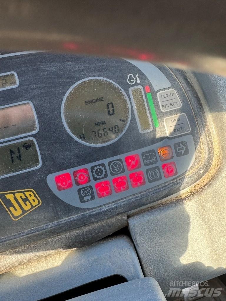 JCB Fastrac 3185 Tractores