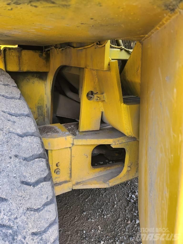 Komatsu FD 150 Carretillas retráctiles