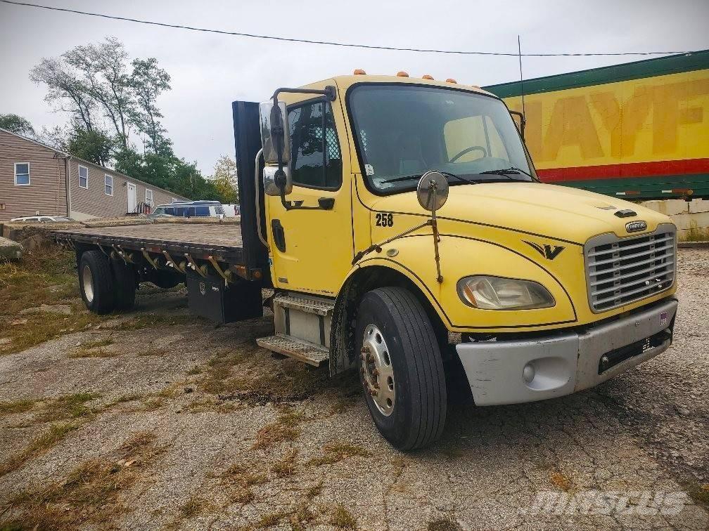Freightliner M Line Camiones plataforma