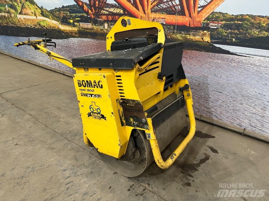 Bomag BW 71 E-2 Rodillos de un solo tambor