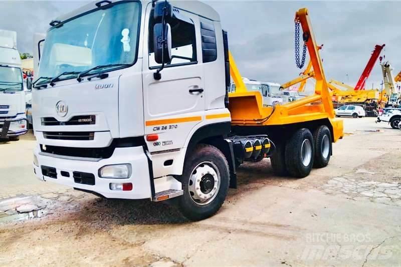 UD CW 26 370 Otros camiones