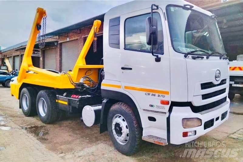 UD CW 26 370 Otros camiones