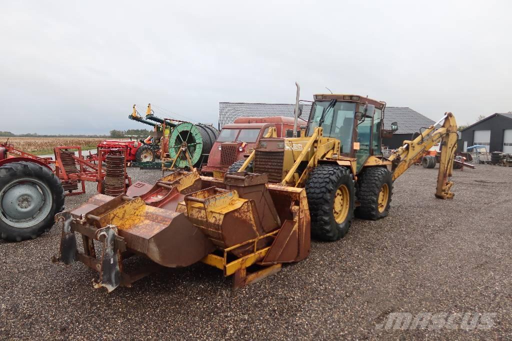 Hydrema 906 Retrocargadoras