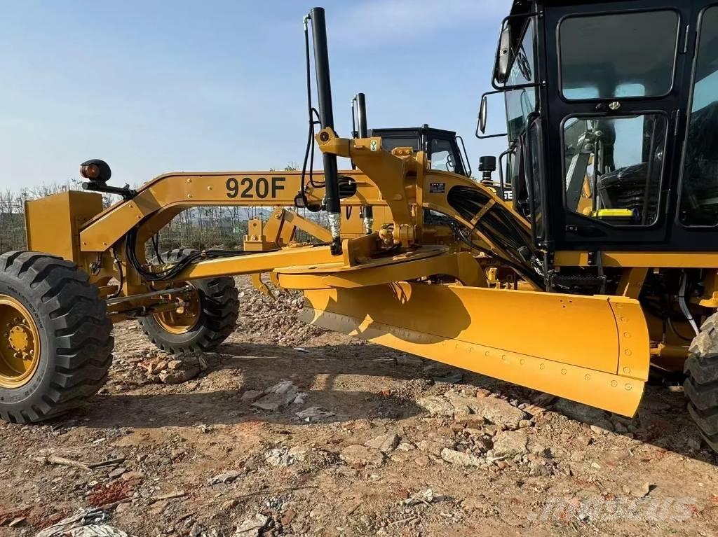 SEM 919 Motoniveladoras