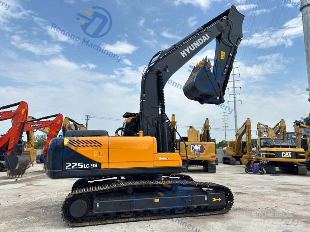 Hyundai 225LC-9S Excavadoras de cadenas