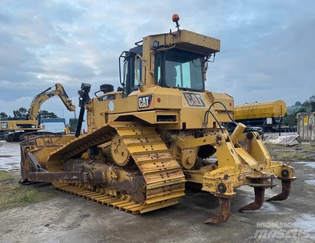 CAT D 6 T LGP Buldozer sobre oruga