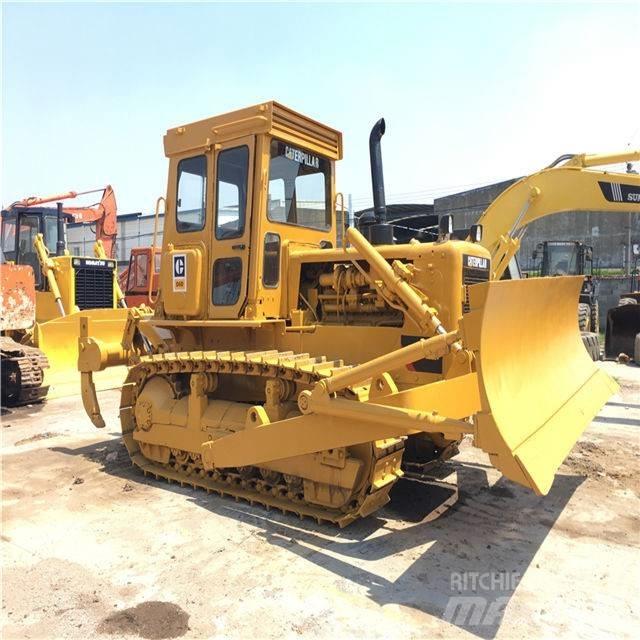 CAT D 6 D Buldozer sobre oruga