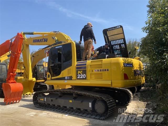 Komatsu PC 220-8 Excavadoras de cadenas