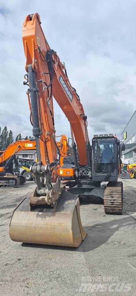 Doosan DX 225 LC-7 Excavadoras de cadenas