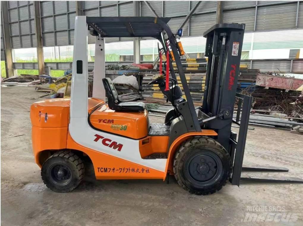 TCM FD 30 Carretillas diesel
