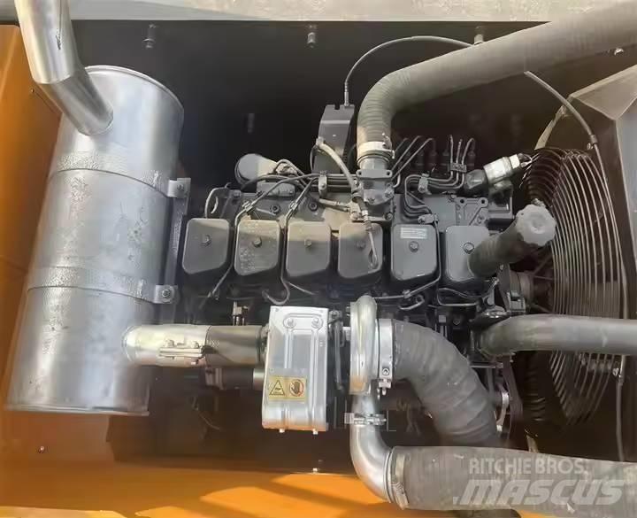 Hyundai R220LC-9S Excavadoras de cadenas