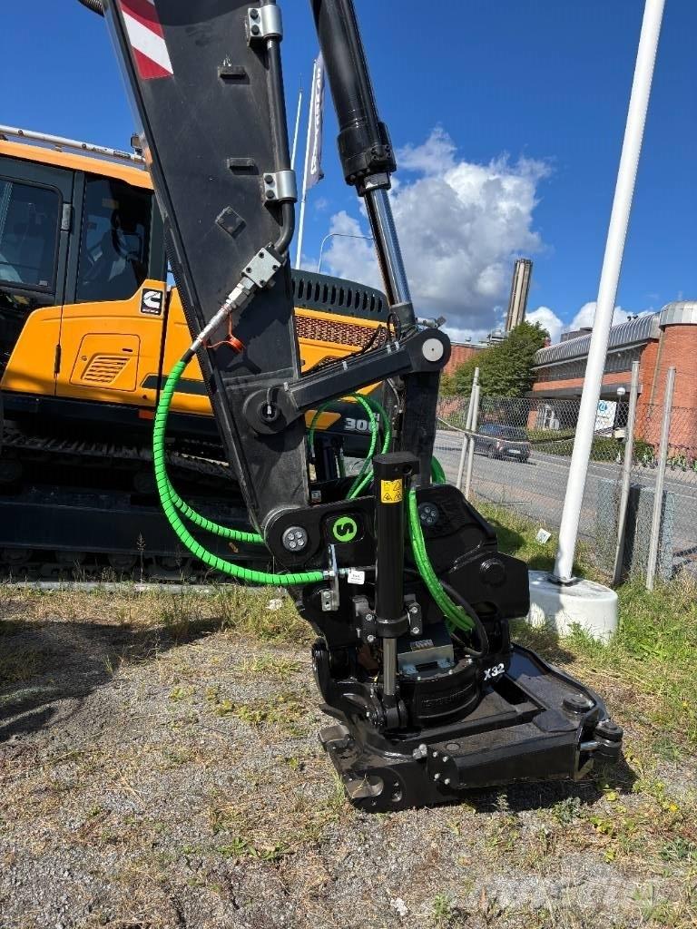 Hyundai HX300A L Excavadoras de cadenas