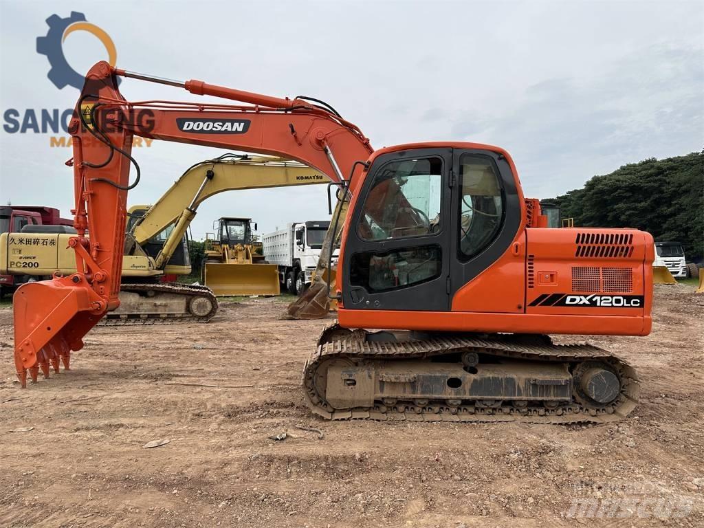 Doosan DX 120 Excavadoras de cadenas