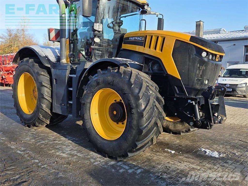 JCB fastrac 8330 Tractores