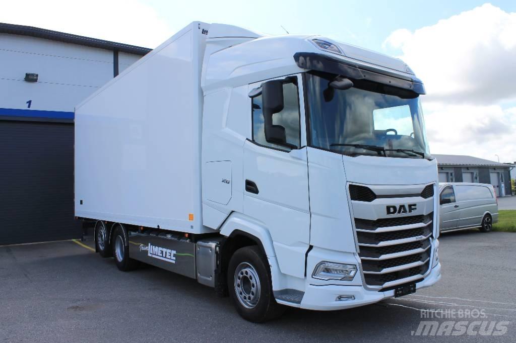 DAF XG 530 FAN Camiones caja cerrada