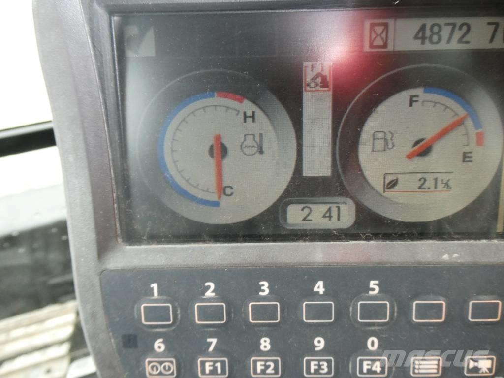 Hitachi ZX 135 US-3 Excavadoras de cadenas