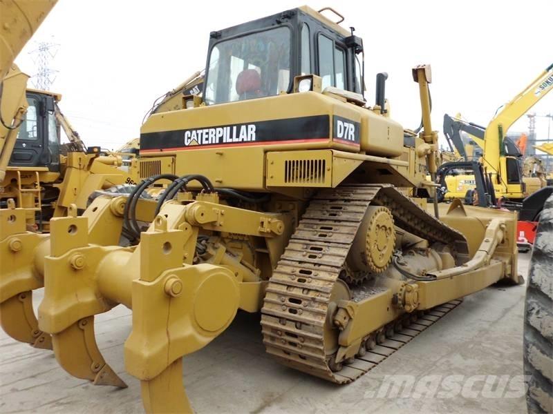 CAT D 7 R Buldozer sobre oruga
