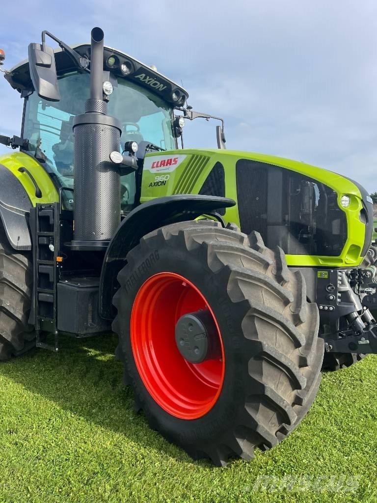CLAAS Axion 960 Tractores