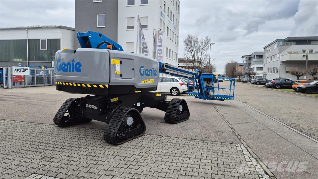 Genie S-45 TraX Plataforma de trabajo articulada