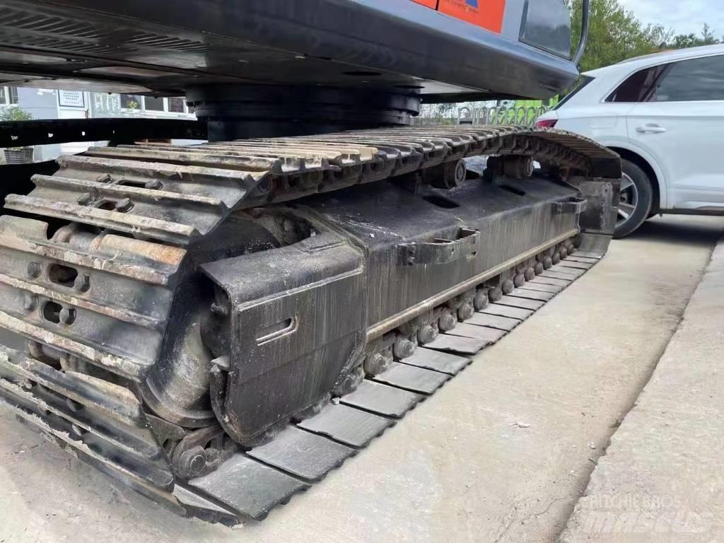 Hitachi ZX 200 C LC Excavadoras de cadenas