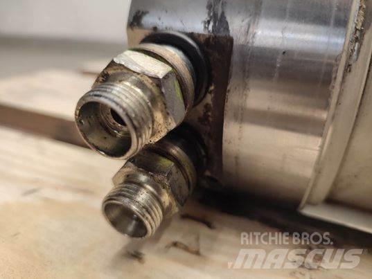 Merlo 40.25  actuator Plataformas y cucharones