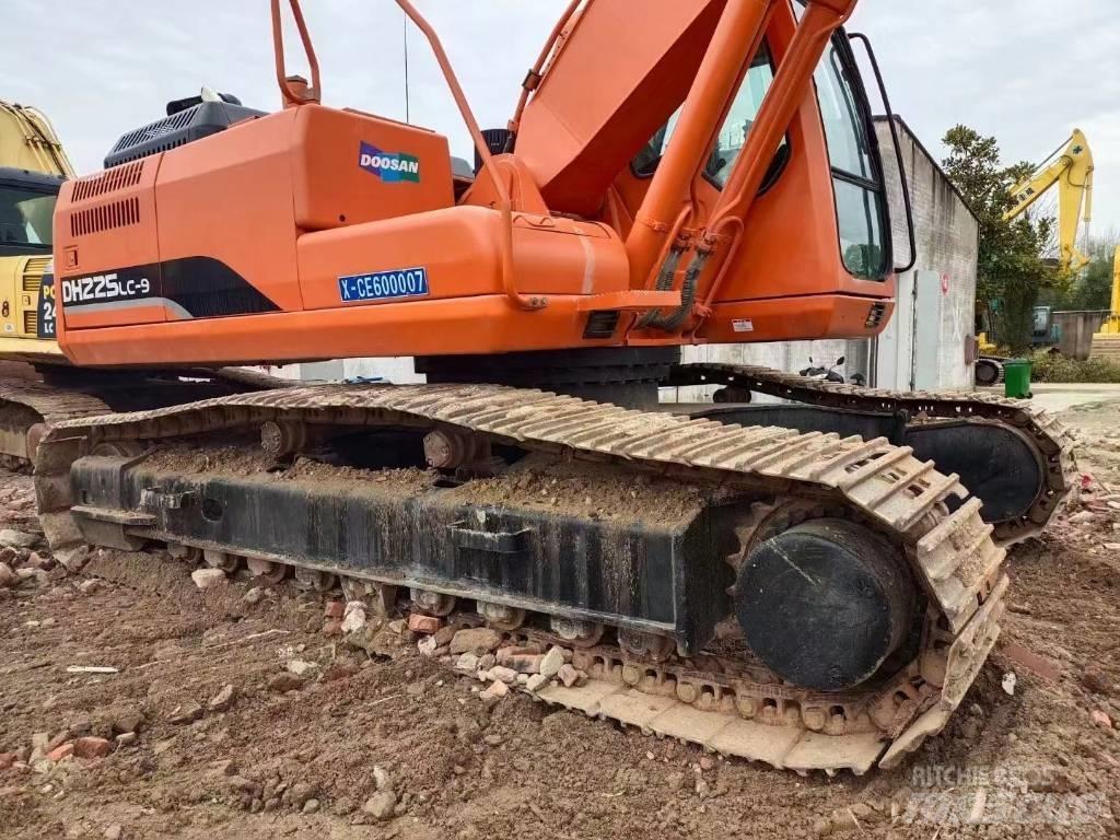 Doosan DX 225LC-9C Excavadoras de cadenas