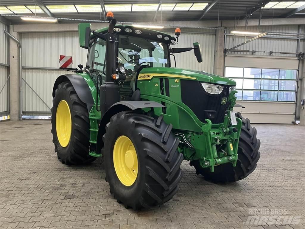 John Deere 6R 215 Tractores
