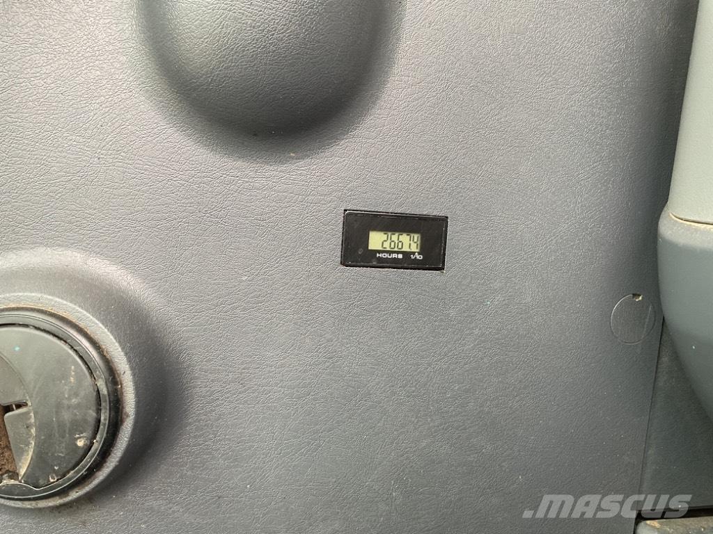 Hyundai HX145LCR Excavadoras de cadenas