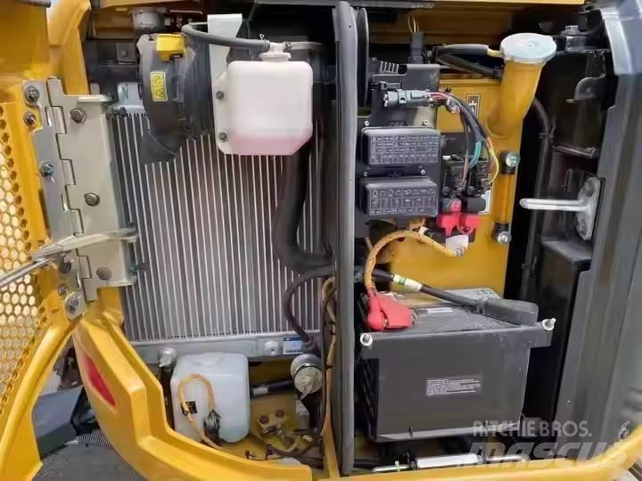 CAT 303 CR Mini excavadoras < 7t