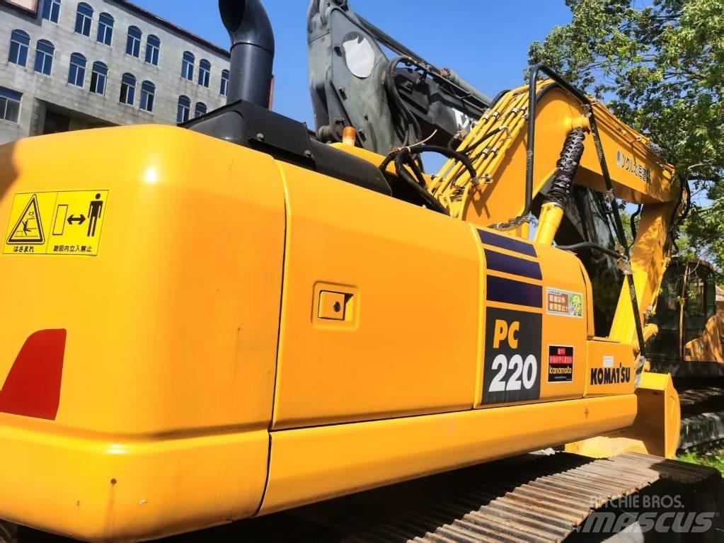 Komatsu PC 220-7 Excavadoras de cadenas