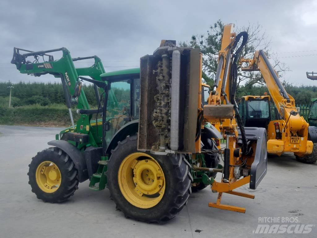 John Deere 5100 R Tractores