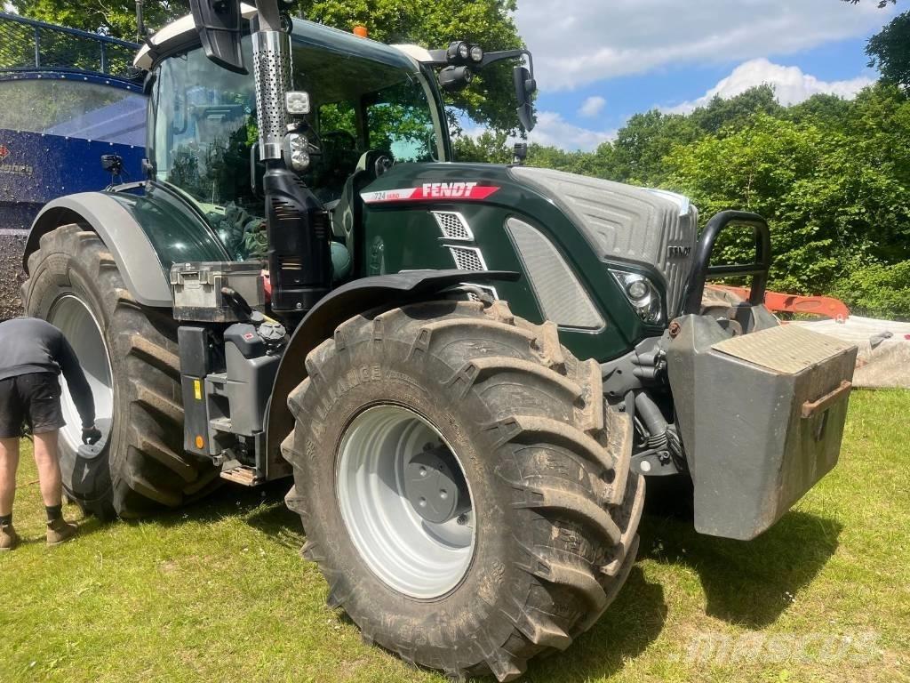 Fendt 724 Profi Plus Tractores