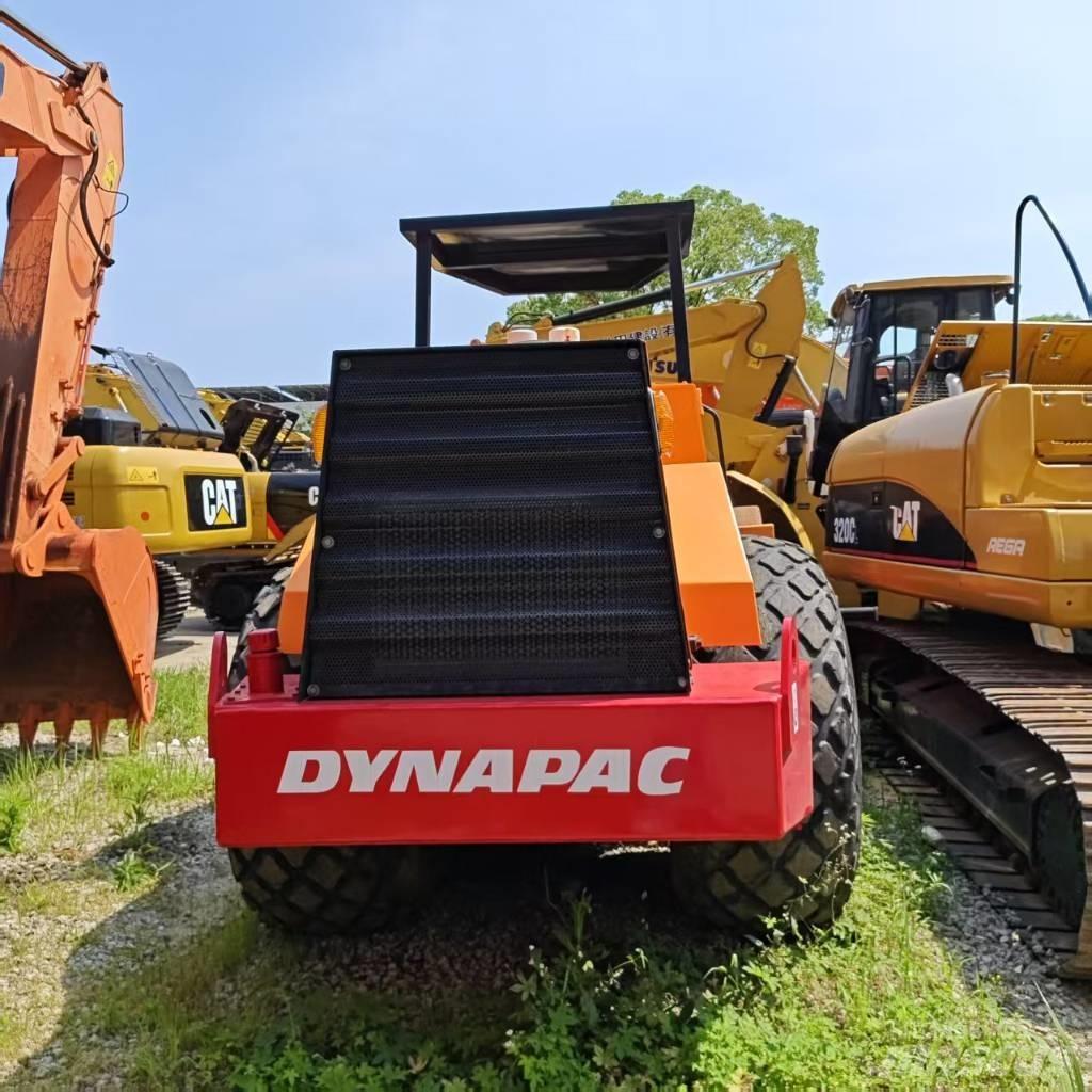Dynapac CA 251 D Rodillos de un solo tambor
