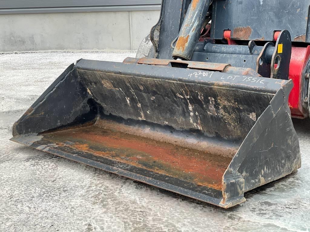 JCB R260 Minicargadoras