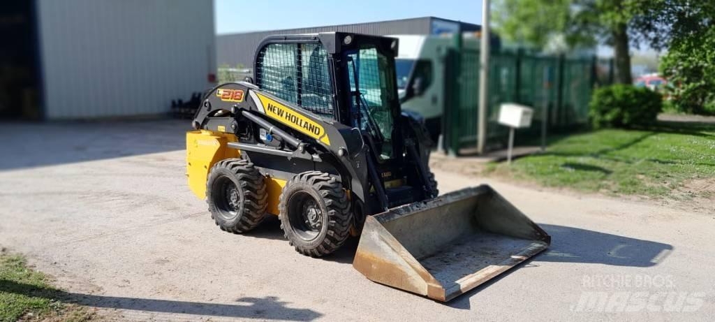 New Holland L218 Minicargadoras