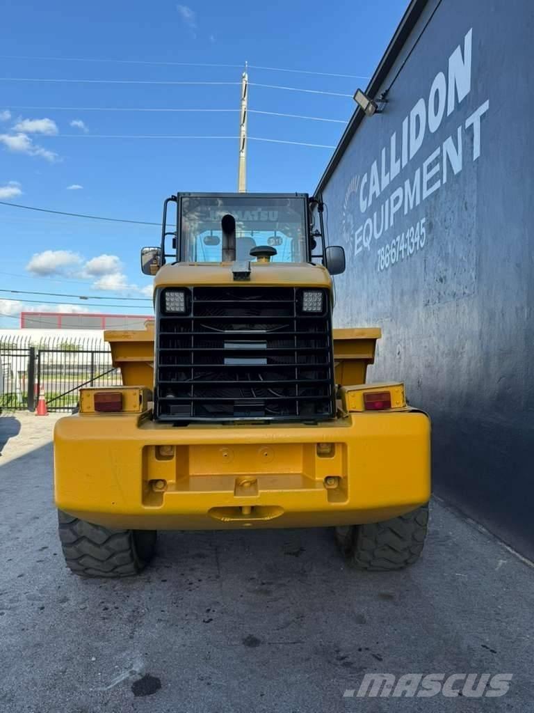 Komatsu WA 320-5L Cargadoras sobre ruedas