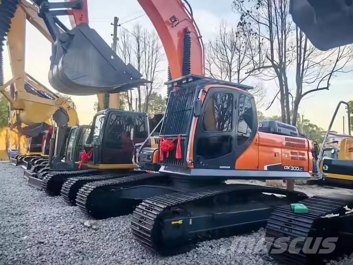 Doosan DX 300 LC Excavadoras de cadenas