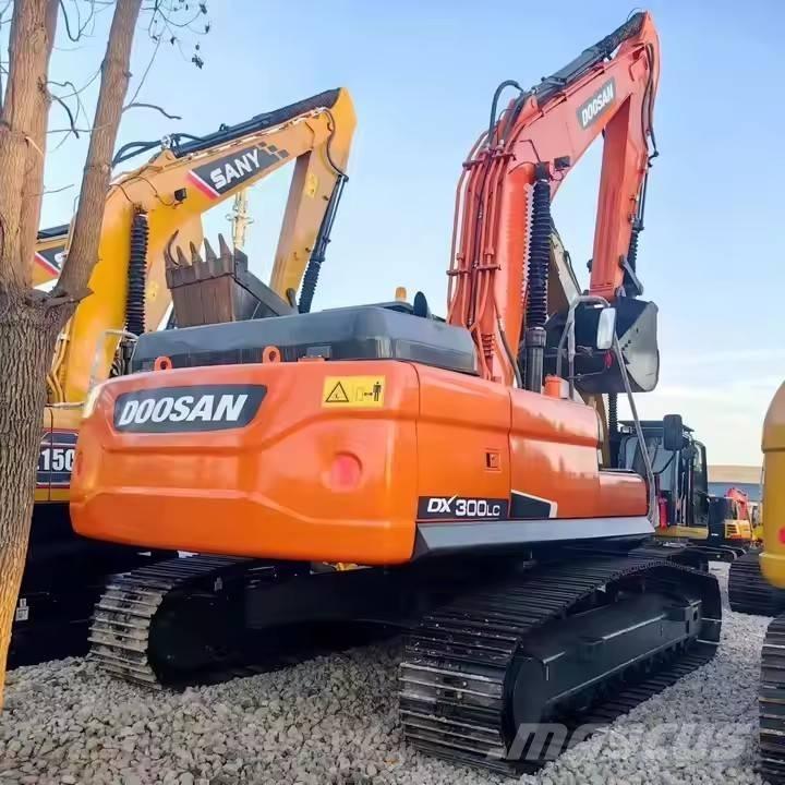 Doosan DX 300 LC Excavadoras de cadenas