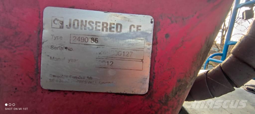 Jonsered 2490 Grúas para madera