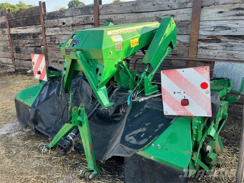 John Deere 131 Otros equipos usados para la recolección de forraje