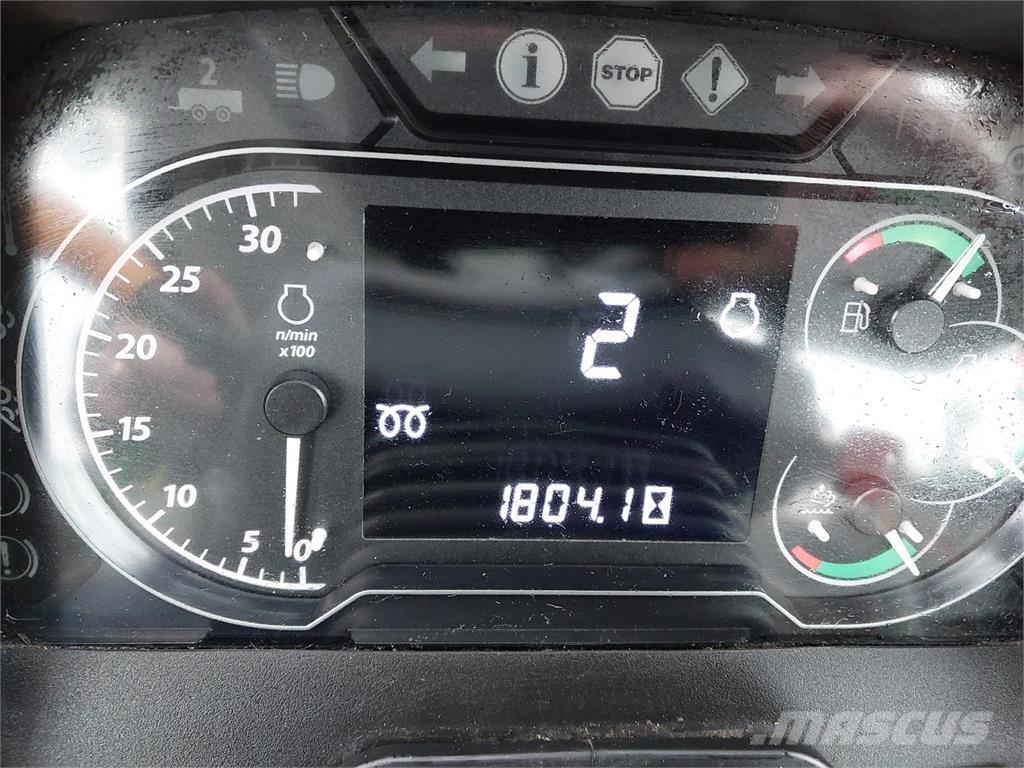 John Deere 5100M Tractores