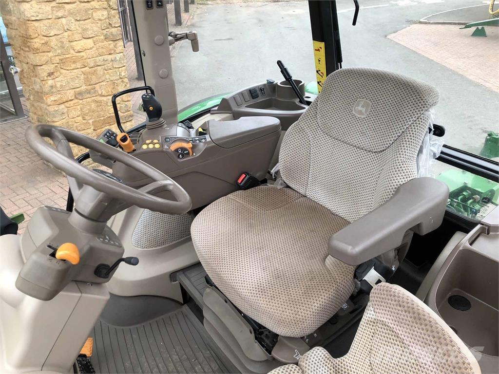 John Deere 5100R Tractores