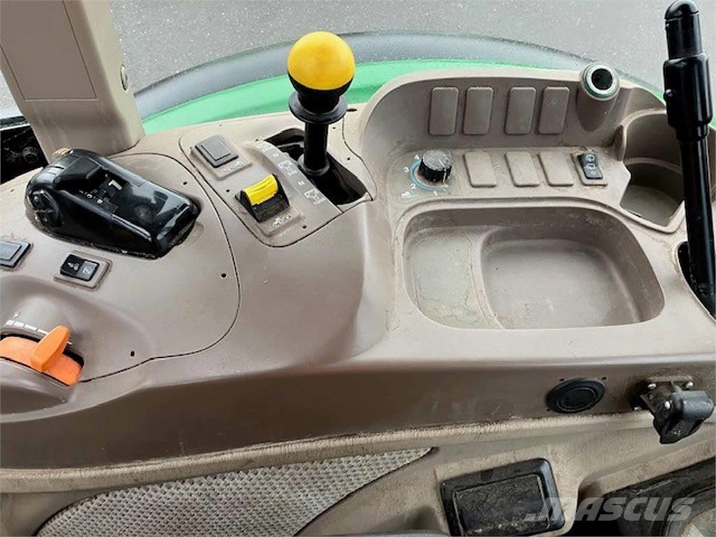 John Deere 5115M Tractores