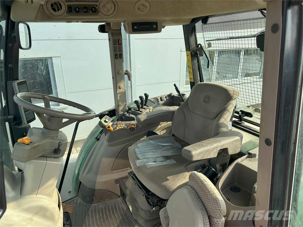 John Deere 5125R Tractores