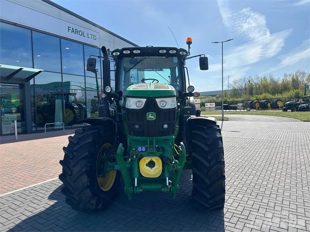 John Deere 6135R Tractores